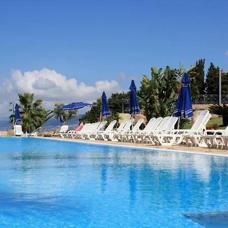Villaggio Club Dolomiti Sul Mare *