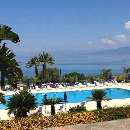 Villaggio Club Dolomiti Sul Mare *