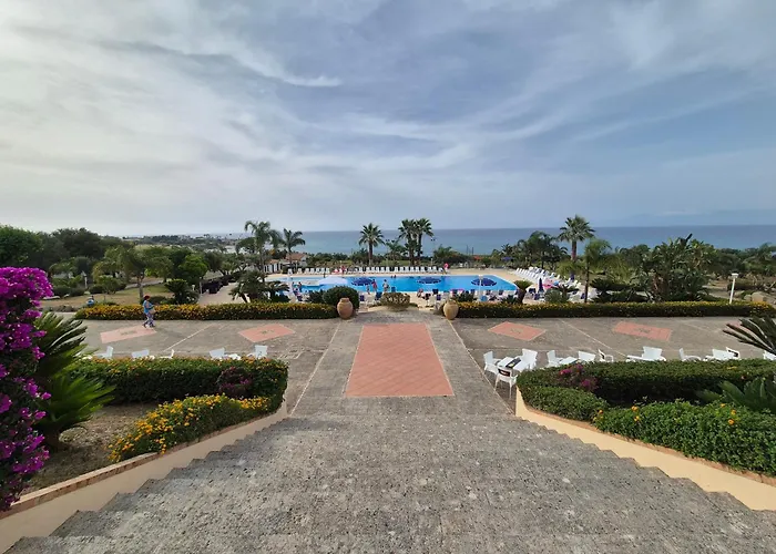 Villaggio Club Dolomiti Sul Mare *