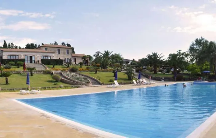 Villaggio Club Dolomiti Sul Mare * Pannaconi