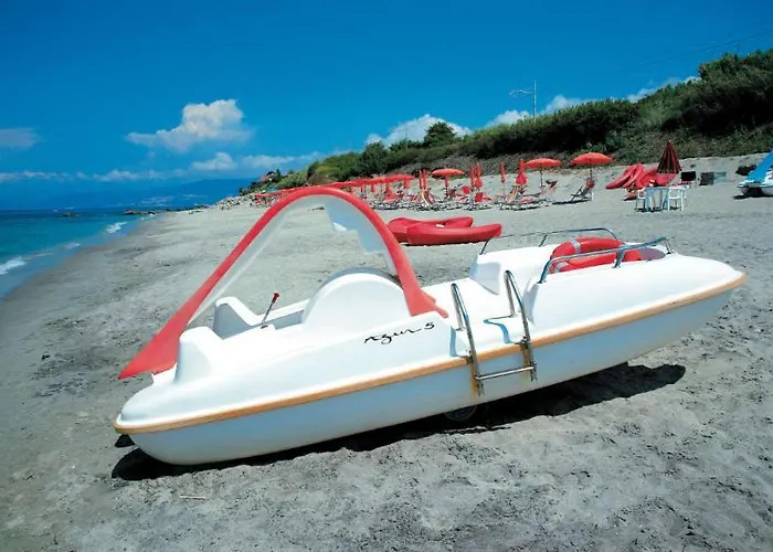 Villaggio Club Dolomiti Sul Mare Resort